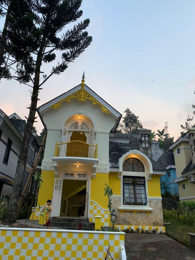 Villa Wubao Kota Bunga 3 Kamar Harga Budget Cinengangirang Екстериор снимка